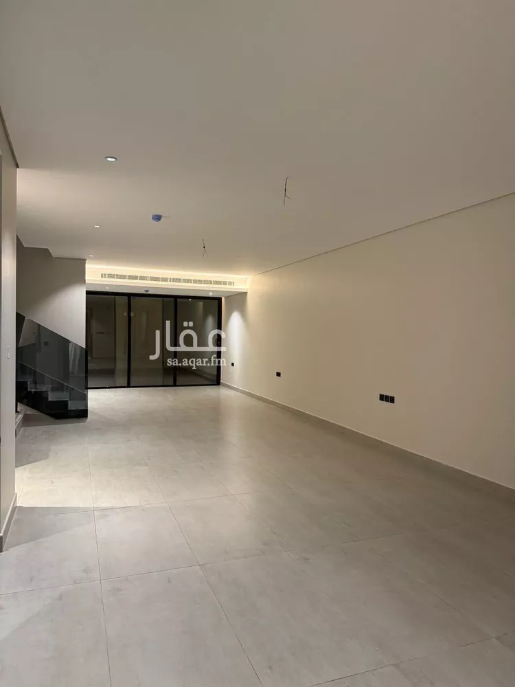 فيلا للإيجار في شارع علي بن أحمد العمري, حي العارض, مدينة الرياض, منطقة الرياض صورة 3