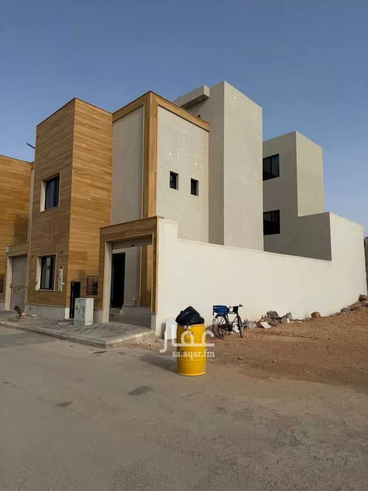 Villa for Sale in Riyadh Al Mahdiyah صورة 2
