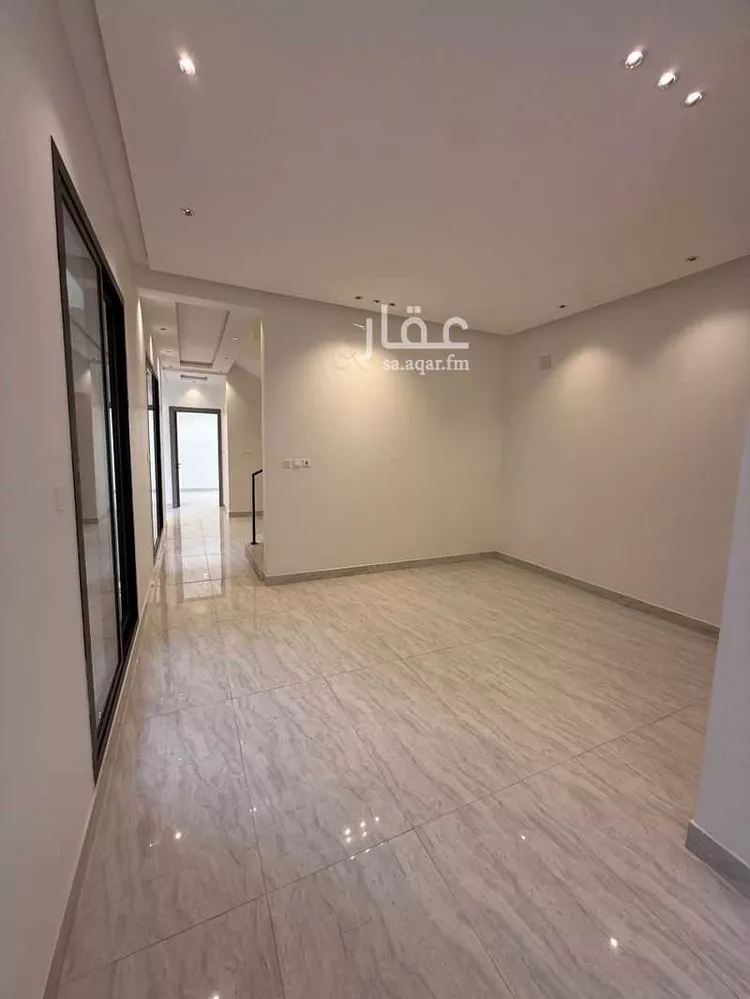 فيلا للبيع في شارع أبي الزناد, حي المهدية, مدينة الرياض, منطقة الرياض 8