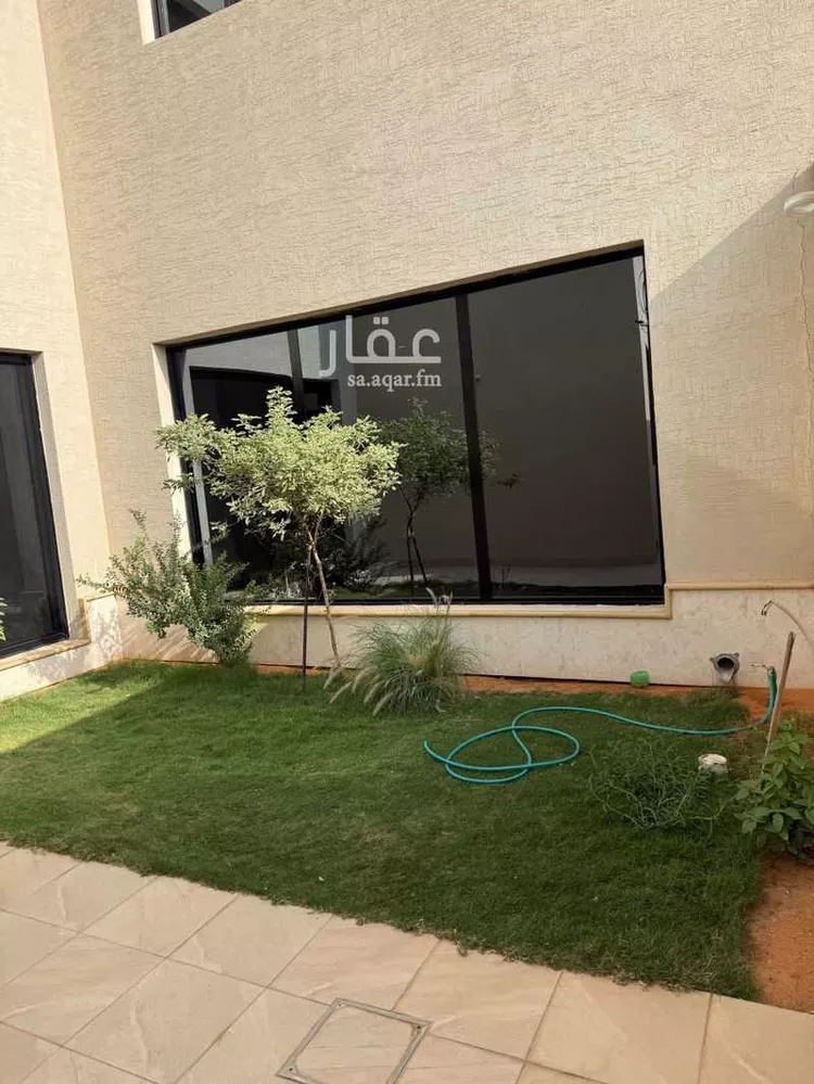 فيلا للبيع في شارع أبي الزناد, حي المهدية, مدينة الرياض, منطقة الرياض 12