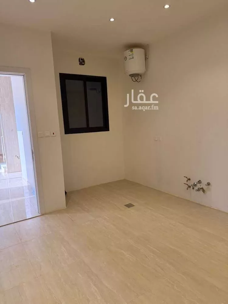 فيلا للبيع في شارع أبي الزناد, حي المهدية, مدينة الرياض, منطقة الرياض 16