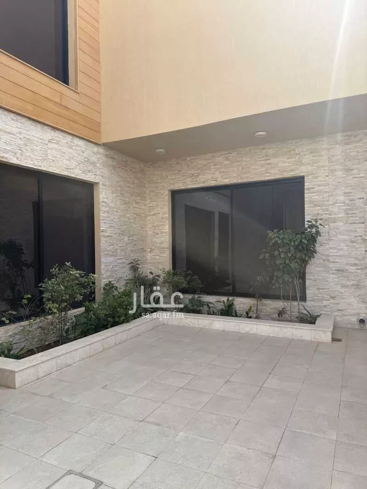 Villa for Sale in Riyadh Al Mahdiyah 17
