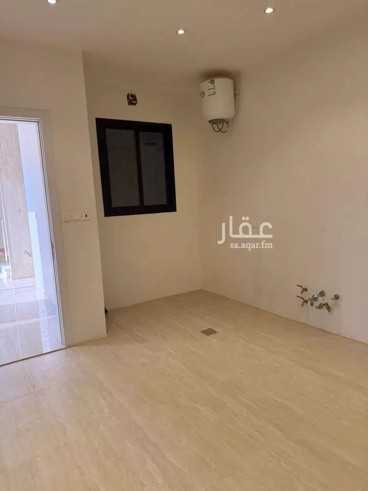 فيلا للإيجار في شارع أبي الزناد, حي المهدية, مدينة الرياض, منطقة الرياض 16