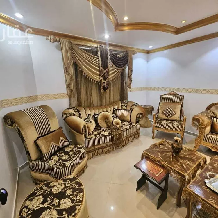 فيلا للبيع في شارع سماك بن الوليد, حي شظاة, مدينة المدينة المنورة, منطقة المدينة المنورة صورة 2