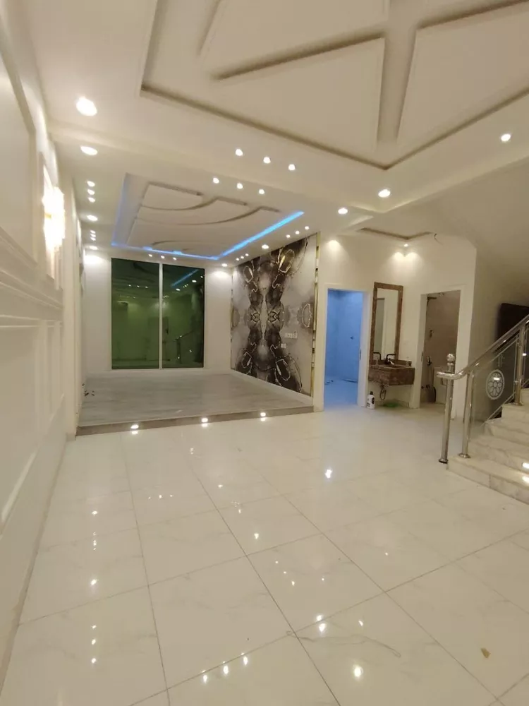 Villa for Sale in Riyadh Tuwaiq 9