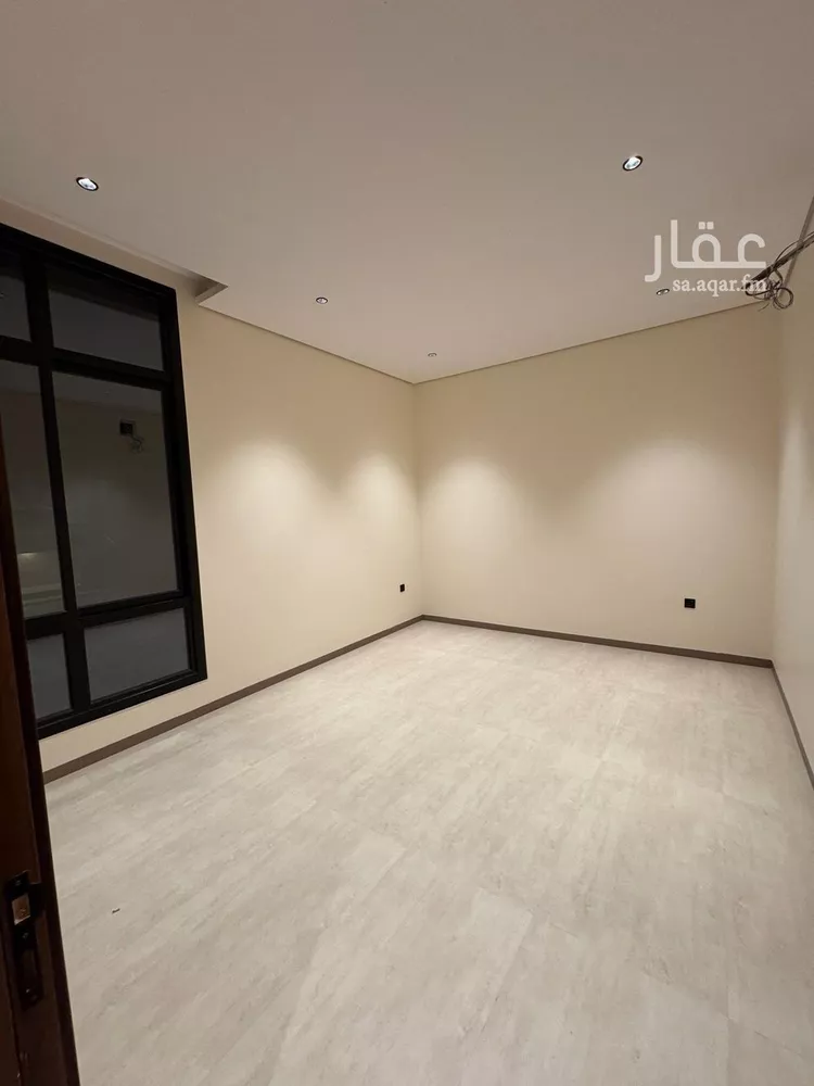 دور للبيع في شارع عين الزان, حي النفل, مدينة الرياض, منطقة الرياض صورة 4