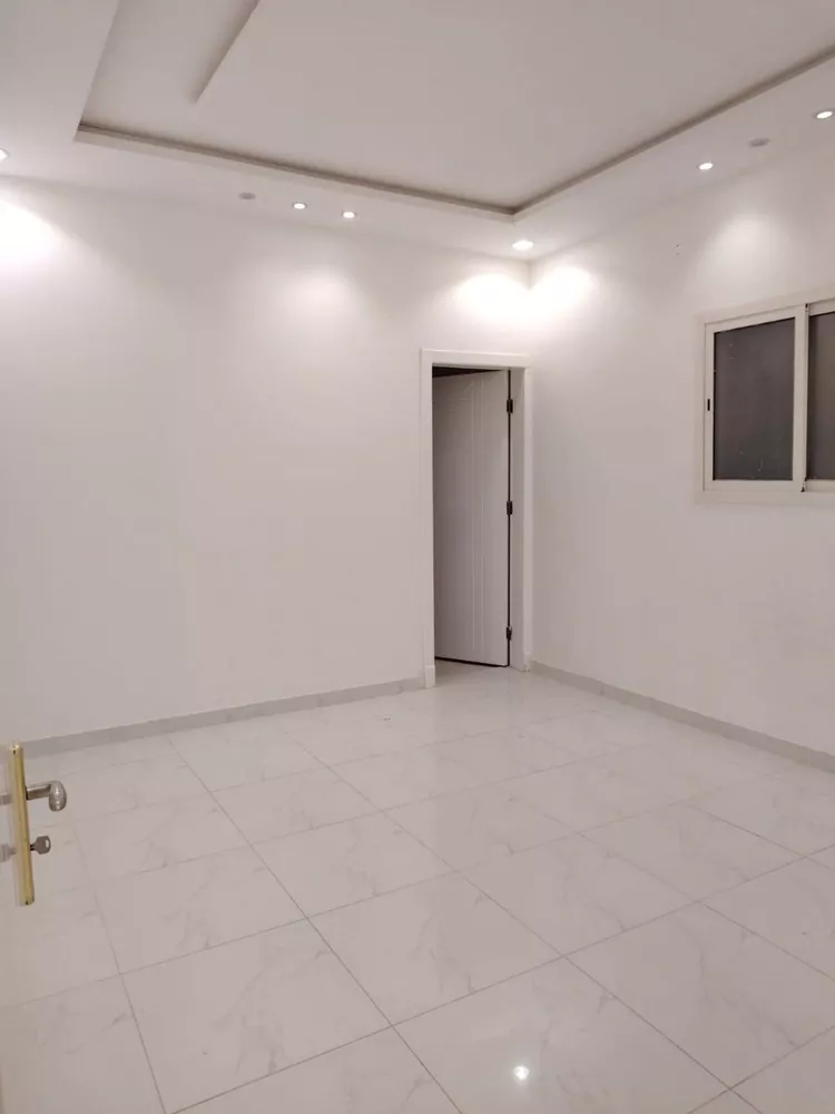 Villa for Sale in Riyadh Tuwaiq 18