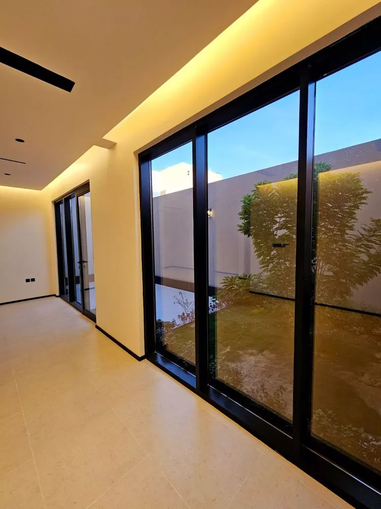 دور للبيع في شارع جبل طويق, حي الصحافة, مدينة الرياض, منطقة الرياض صورة 3