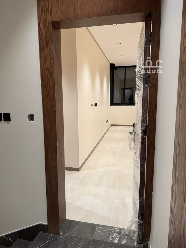دور للبيع في شارع عين الزان, حي النفل, مدينة الرياض, منطقة الرياض صورة 5