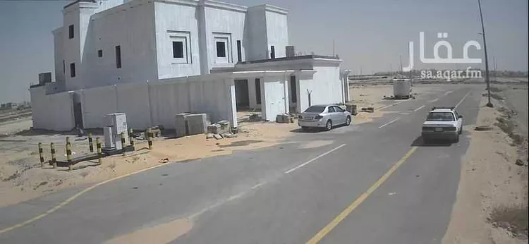 فيلا للبيع في شارع عبد الله بن طوق ، حي البدرية ، الهفوف ، الاحساء