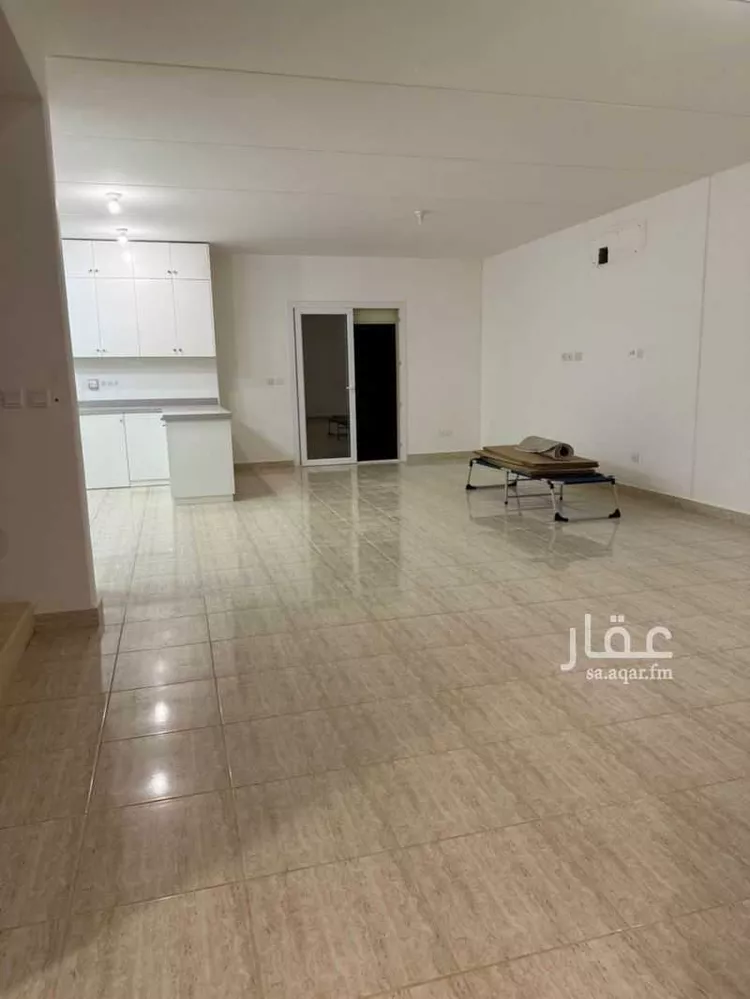 فيلا للإيجار في شارع معاوية بن هشام, حي مطار الملك خالد الدولي, مدينة الرياض, منطقة الرياض صورة 2