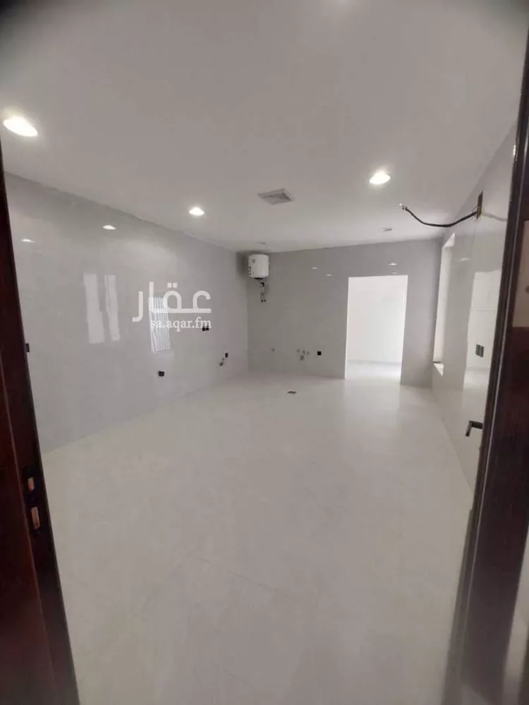 فيلا للإيجار في شارع عيون اليمامه ، ضاحية الملك فهد ، الدمام ، الدمام صورة 3