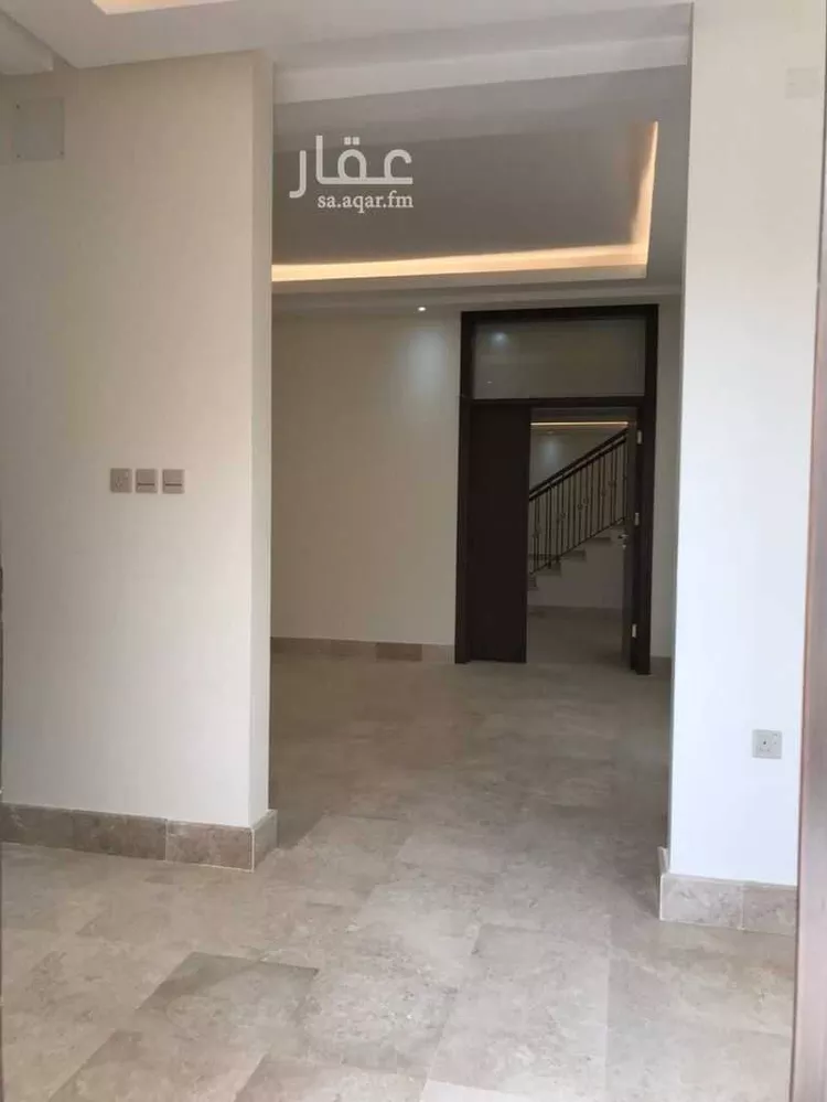 فيلا للإيجار في شارع رقم 419, حي الملقا, مدينة الرياض, منطقة الرياض صورة 2