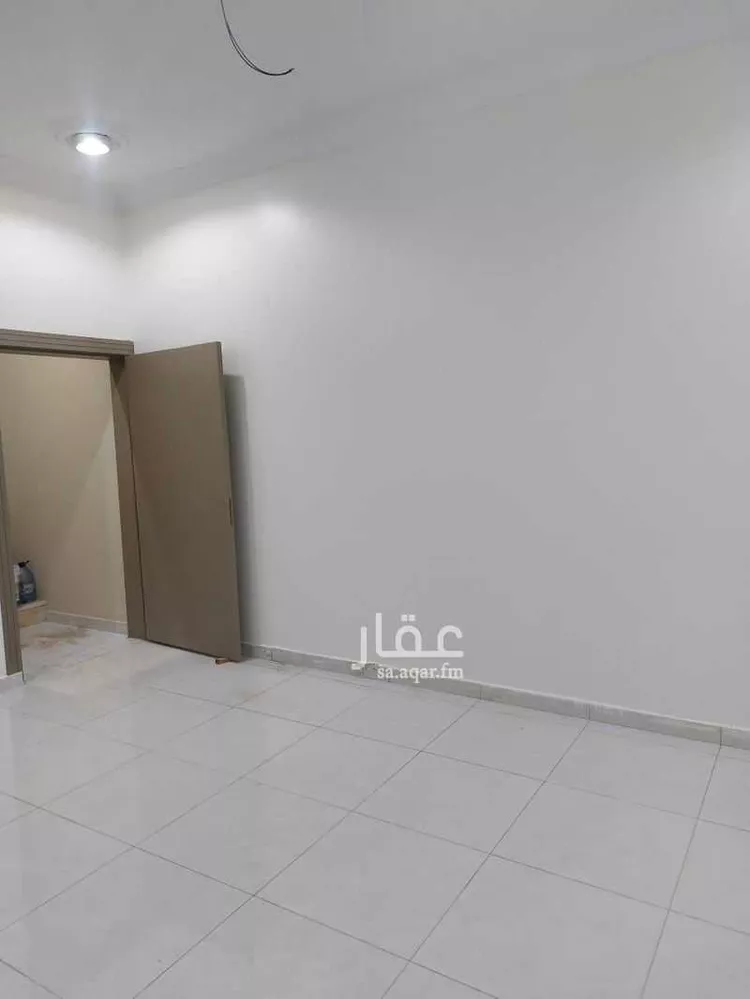 شقة للإيجار في شارع عبدالرحمن ابن عفان ، حي الوادي ، حائل ، منطقة حائل صورة 2