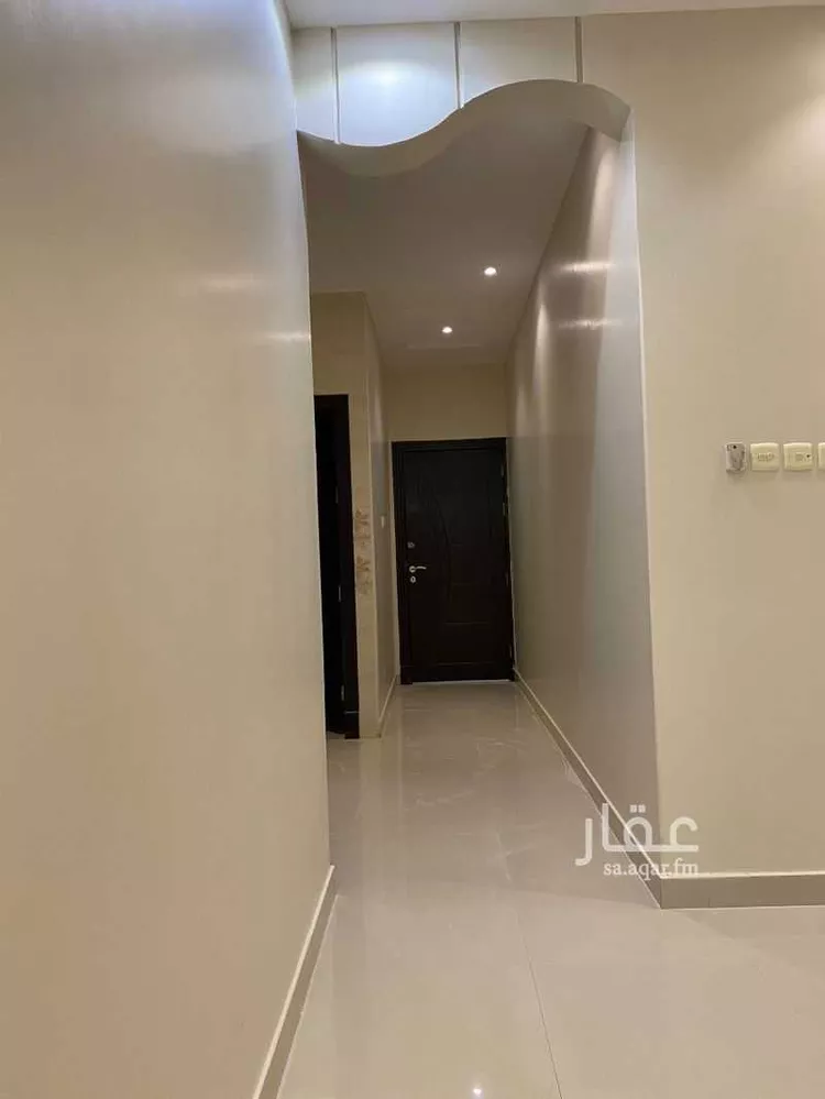 فيلا للإيجار في شارع محمد إبراهيم الختني, حي العوالي, مدينة الرياض, منطقة الرياض صورة 2