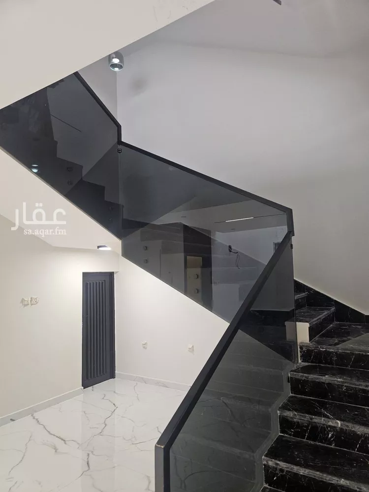 فيلا للبيع في شارع المارديني, حي الوادي, مدينة الرياض, منطقة الرياض صورة 2