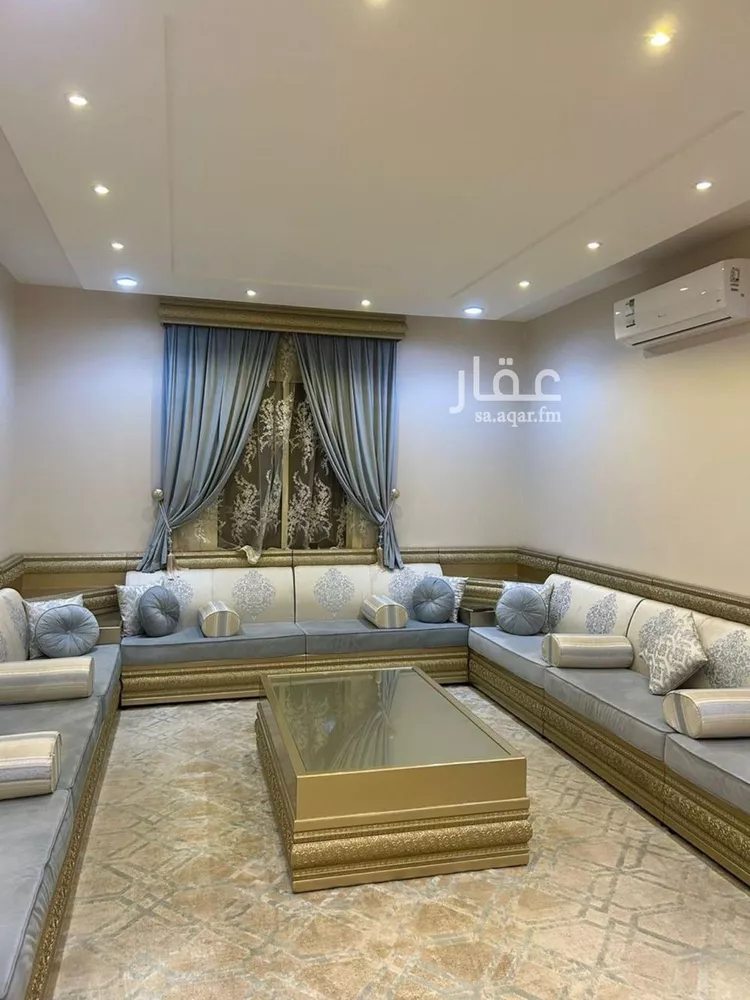 فيلا للبيع في شارع شارع , حي ظهرة لبن, مدينة الرياض, منطقة الرياض صورة 2