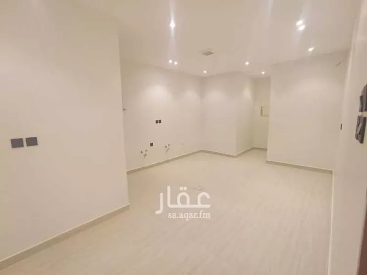 دور للبيع في شارع الشيخ محمد صالح باحارث, حي العوالي, مدينة الرياض, منطقة الرياض صورة 2