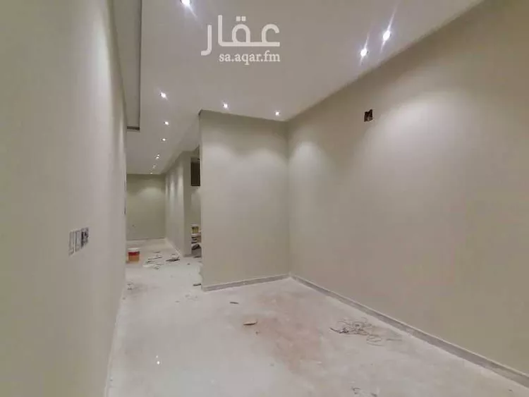 دور للبيع في شارع الرشيد التاجر, حي عكاظ, مدينة الرياض, منطقة الرياض صورة 5