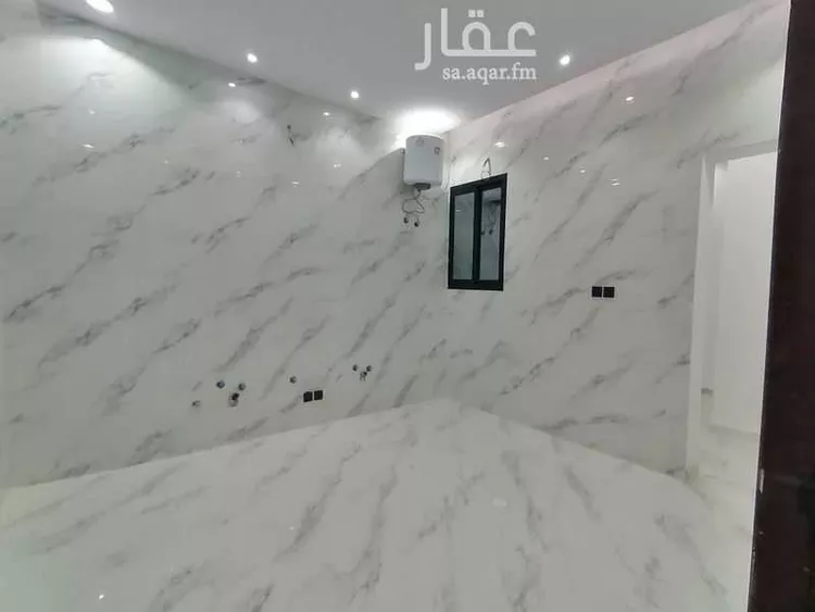 دور للبيع في شارع الرشيد التاجر, حي عكاظ, مدينة الرياض, منطقة الرياض صورة 3