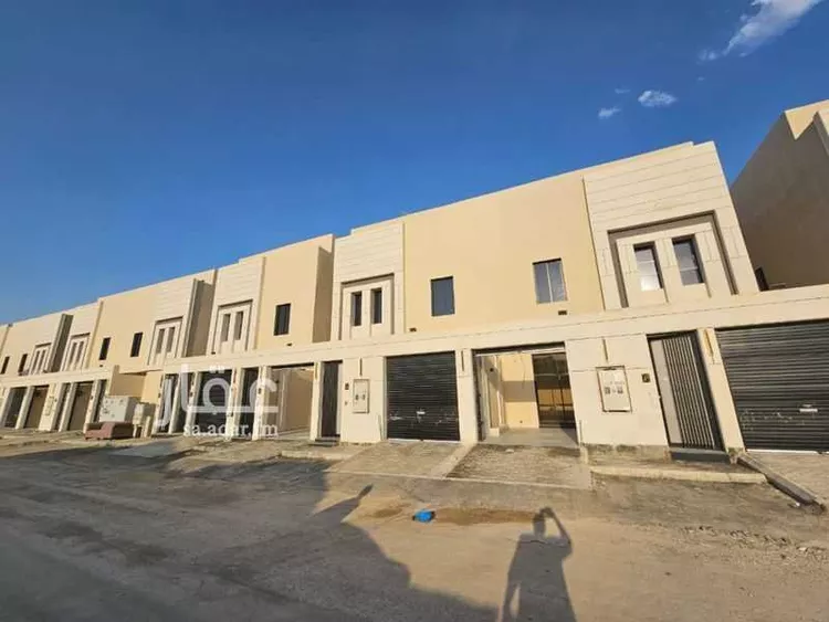 دور للبيع في شارع الكامل المسعودي, حي طويق, مدينة الرياض, منطقة الرياض