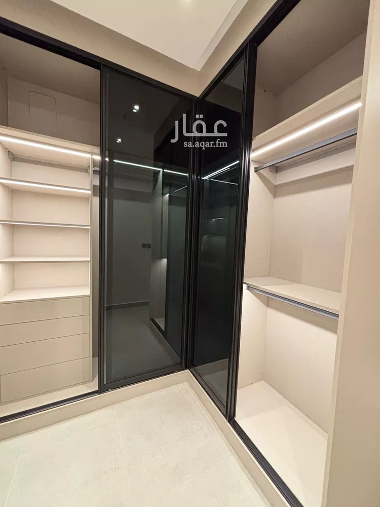 شقة للبيع في شارع وادي حقيل, حي الصحافة, مدينة الرياض, منطقة الرياض 14