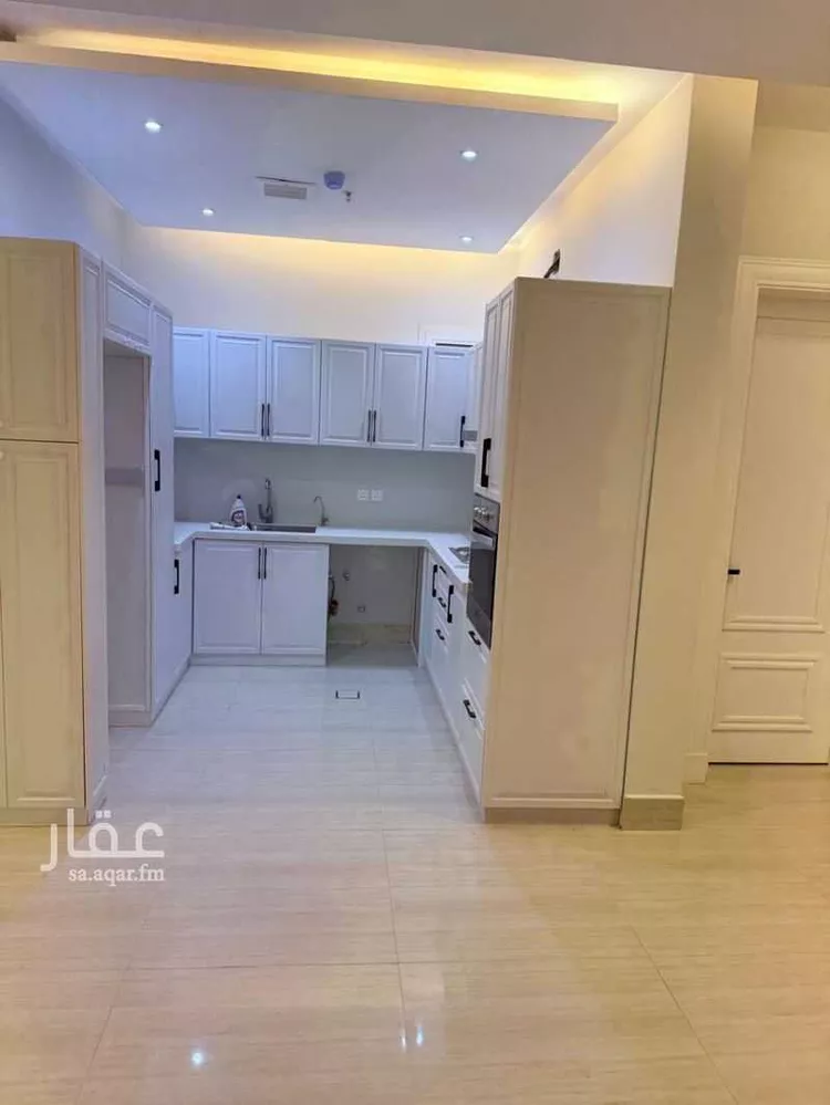 شقة للإيجار في شارع الامير مقرن بن عبدالعزيز, حي مغرزات, مدينة الرياض, منطقة الرياض 7