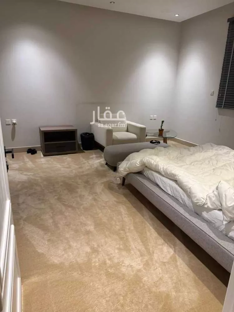 شقة للبيع في شارع الأمير مقرن بن عبدالعزيز, حي مغرزات, مدينة الرياض, منطقة الرياض صورة 4