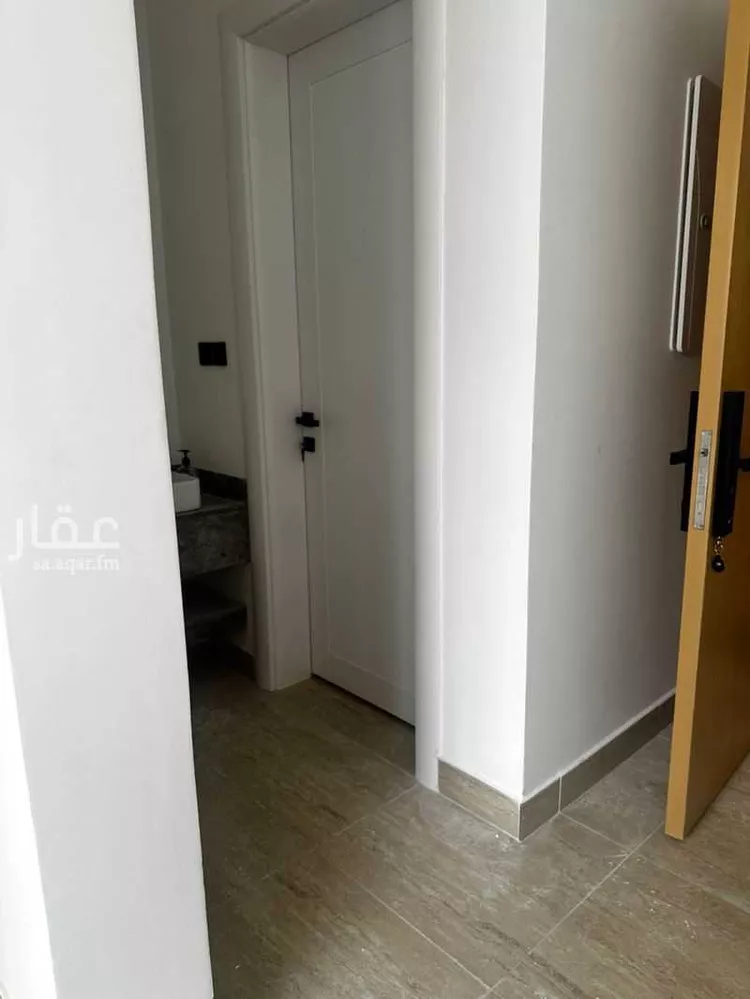 شقة للبيع في شارع نهر النيل, حي مغرزات, مدينة الرياض, منطقة الرياض صورة 2