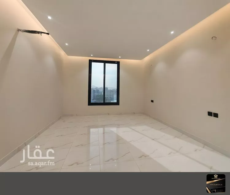 شقة للبيع في شارع العدل الواعظ, حي الحلقة الغربية, مدينة الطائف, منطقة مكة المكرمة