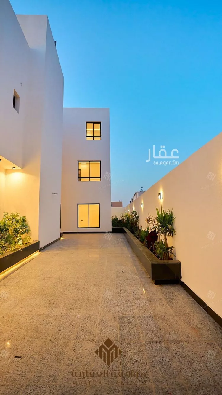 فيلا للبيع في شارع خليل الصفدي, حي المهدية, مدينة الرياض, منطقة الرياض صورة 2