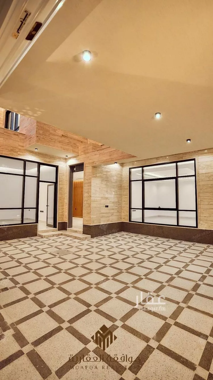 فيلا للبيع في شارع عبدالقادر بن عبدالوارث, حي المهدية, مدينة الرياض, منطقة الرياض صورة 2