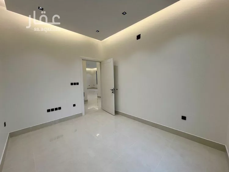 شقة للبيع في شارع ضوء الصباح, حي المهدية, مدينة الرياض, منطقة الرياض 15
