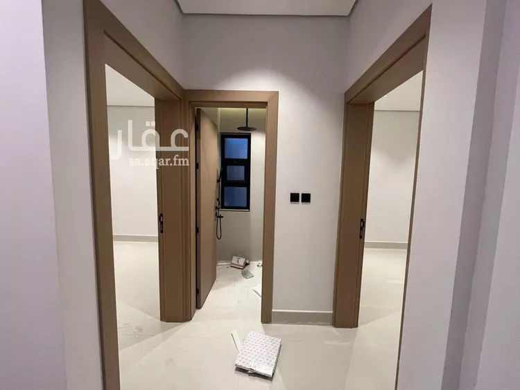 شقة للبيع في شارع أبي الحسن الأسفرائيني, حي المهدية, مدينة الرياض, منطقة الرياض 18