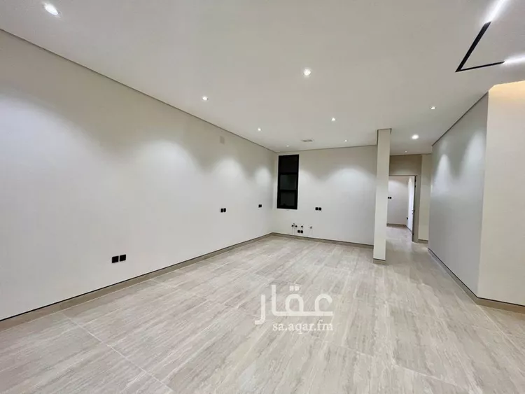 شقة للبيع في شارع عبداللطيف بن المبارك, حي المهدية, مدينة الرياض, منطقة الرياض 30