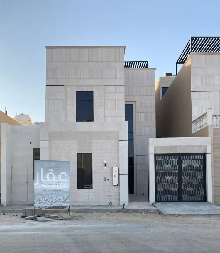 فيلا للبيع في شارع إبراهيم بن عمر الدميري, حي المهدية, مدينة الرياض, منطقة الرياض صورة 2