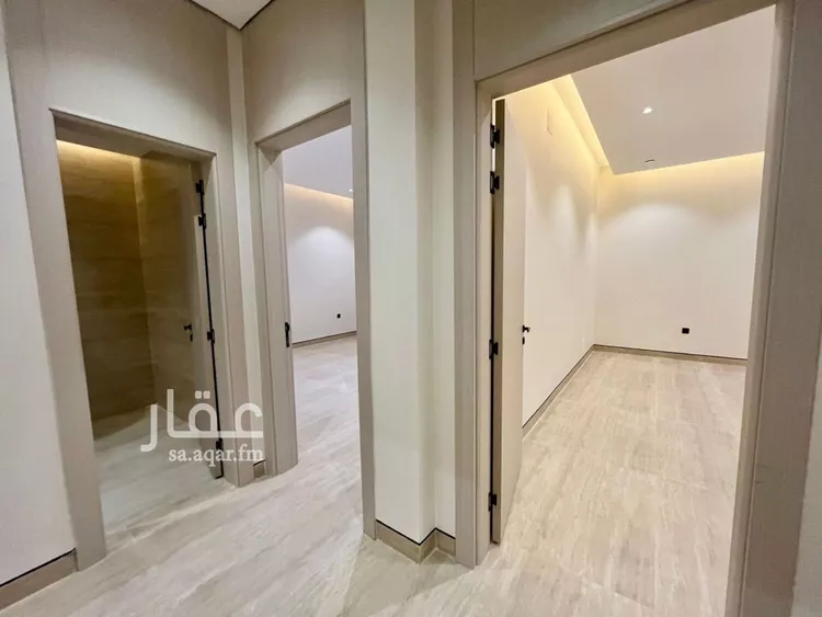 شقة للبيع في شارع عبداللطيف بن المبارك, حي المهدية, مدينة الرياض, منطقة الرياض 11