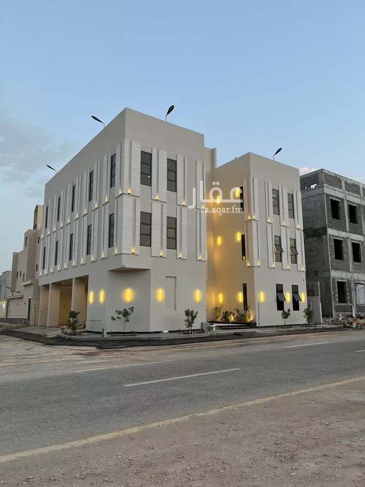 عمارة للبيع في شارع محمد بن هبة الله, حي المهدية, مدينة الرياض, منطقة الرياض صورة 3