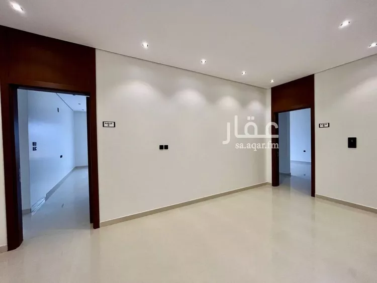 شقة للبيع في شارع أحمد مفتي المكي الحنفي, حي المهدية, مدينة الرياض, منطقة الرياض 9