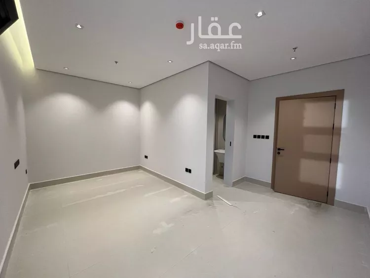 شقة للبيع في شارع أبي الحسن الأسفرائيني, حي المهدية, مدينة الرياض, منطقة الرياض 15