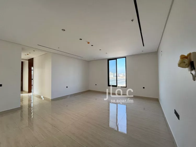 شقة للبيع في شارع عبداللطيف بن المبارك, حي المهدية, مدينة الرياض, منطقة الرياض صورة 2