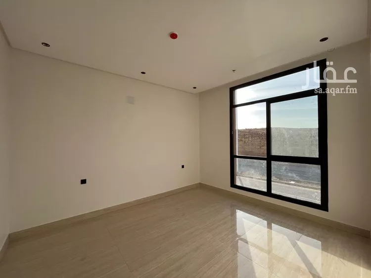 شقة للبيع في شارع عبداللطيف بن المبارك, حي المهدية, مدينة الرياض, منطقة الرياض 18