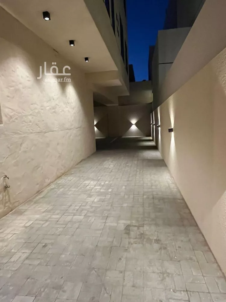 عمارة للبيع في شارع أبي عروة, حي المهدية, مدينة الرياض, منطقة الرياض صورة 3
