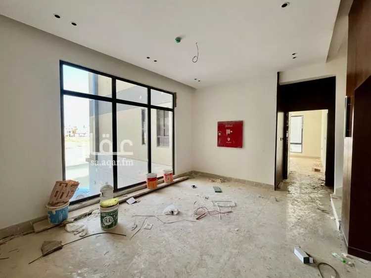 شقة للبيع في شارع عبداللطيف بن المبارك, حي المهدية, مدينة الرياض, منطقة الرياض 13