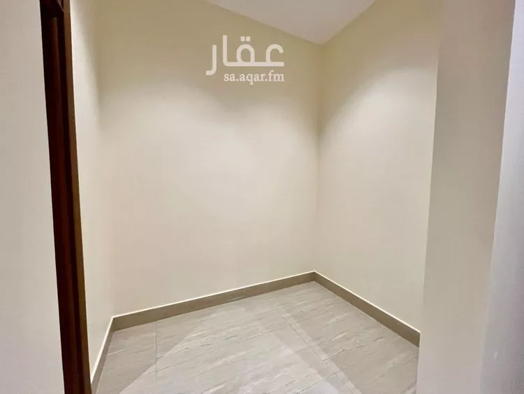 شقة للبيع في شارع أحمد بن الحسن الأنصاري, حي المهدية, مدينة الرياض, منطقة الرياض 20