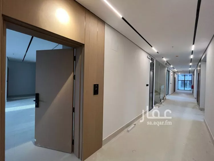 شقة للبيع في شارع أبي الحسن الأسفرائيني, حي المهدية, مدينة الرياض, منطقة الرياض 17