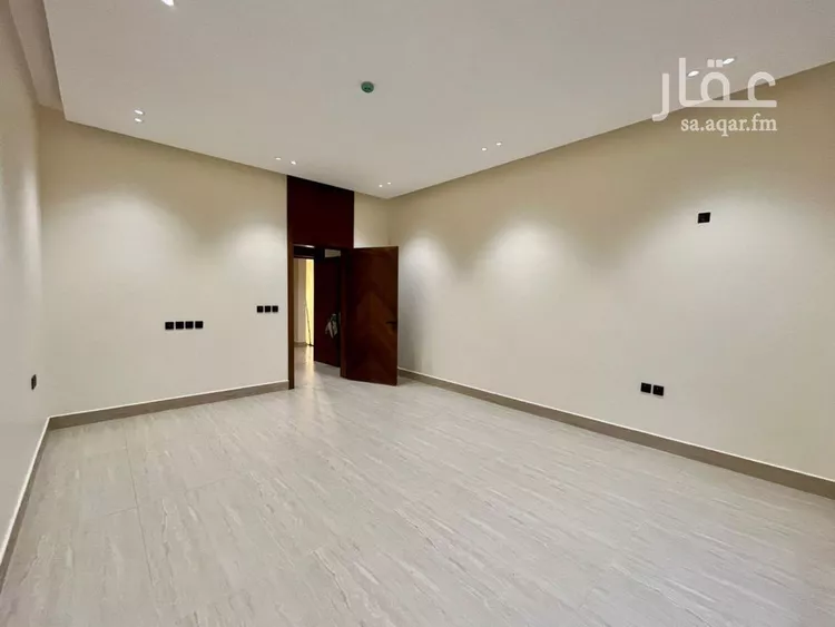 شقة للبيع في شارع أحمد بن الحسن الأنصاري, حي المهدية, مدينة الرياض, منطقة الرياض 11