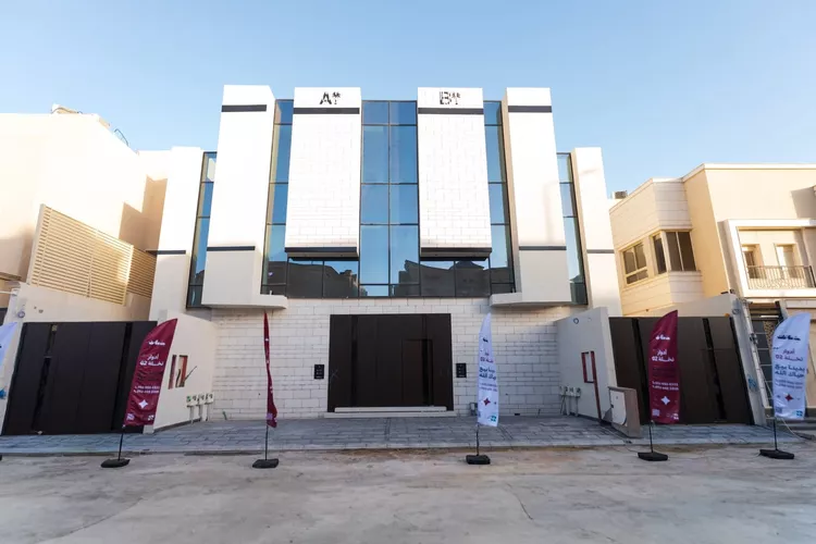 Floor for Sale in Riyadh Al Yasmin 6