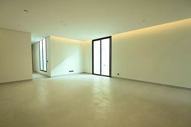 Floor for Sale in Riyadh Al Yasmin 3