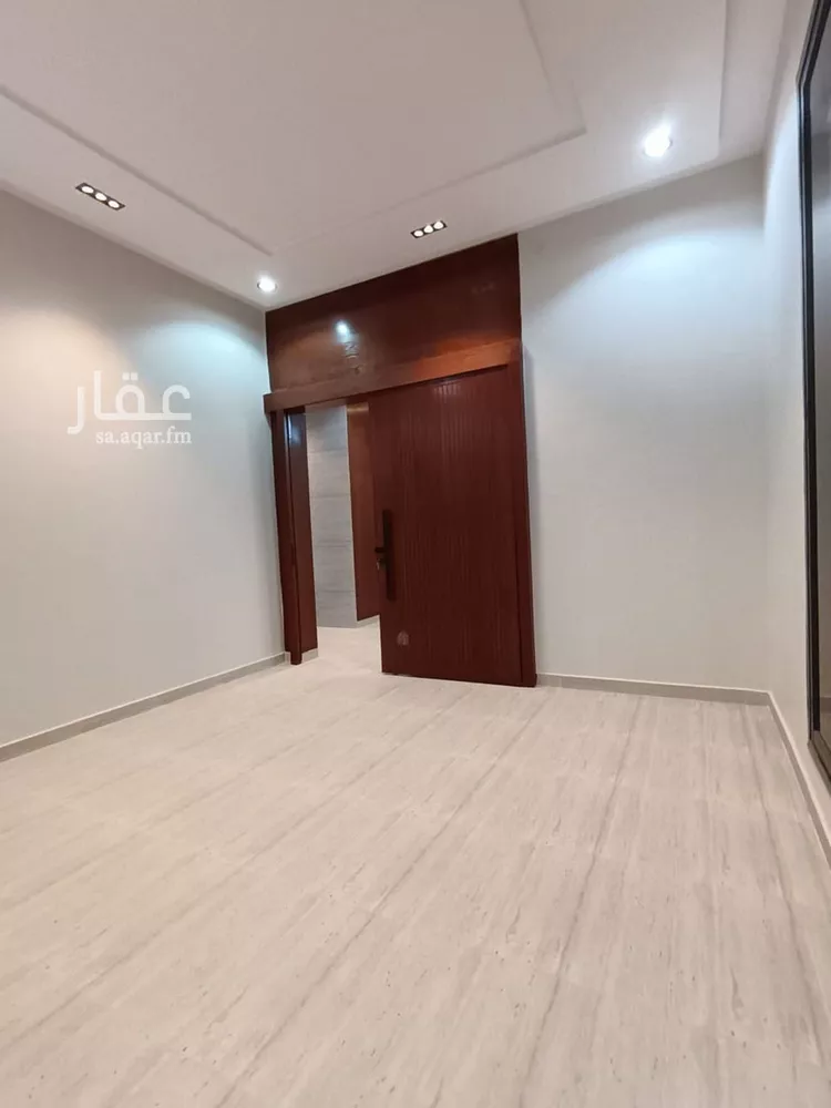 فيلا للبيع في شارع المطاوي, حي العريجاء الغربي, مدينة الرياض, منطقة الرياض صورة 5
